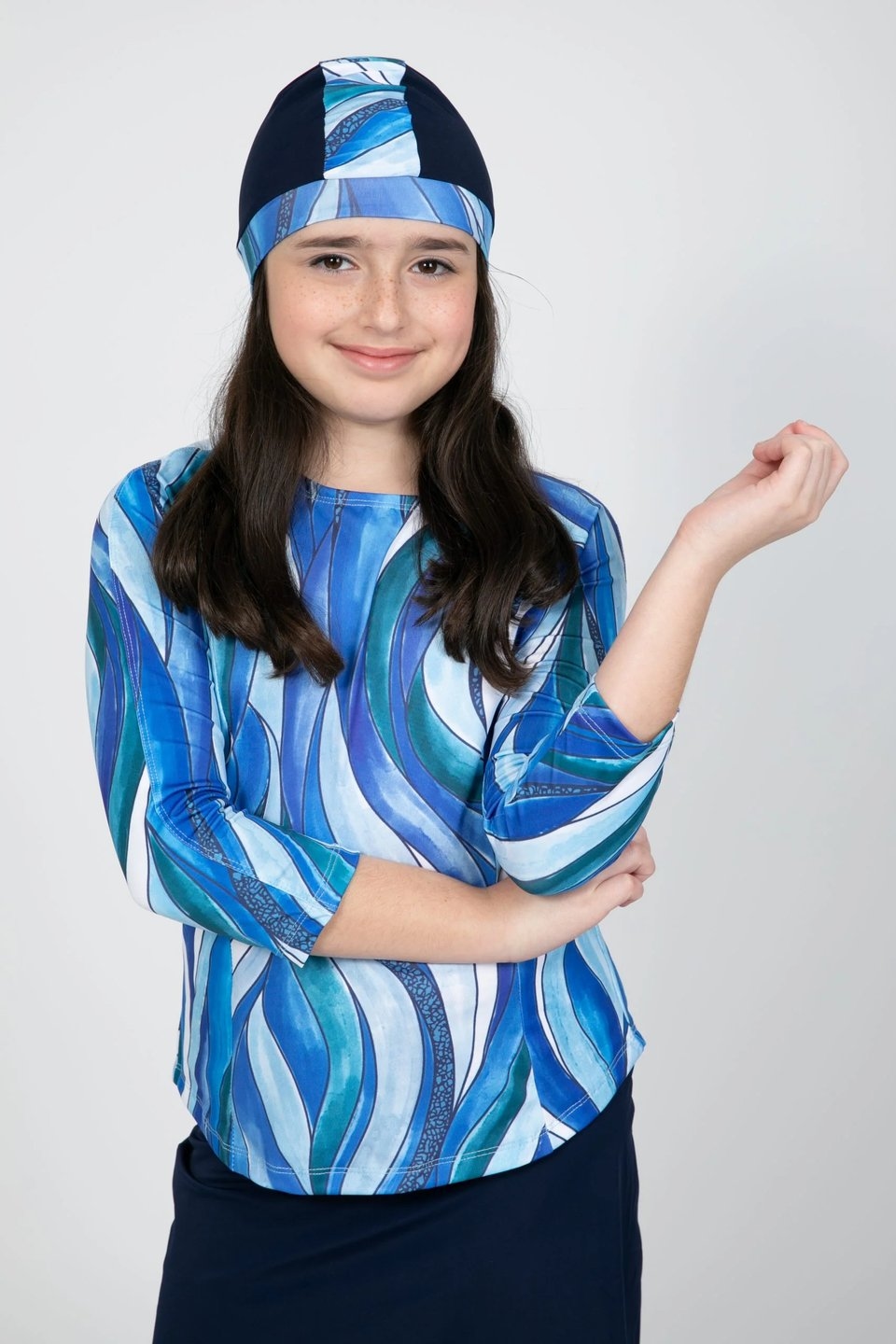 סט חולצה וחצאית לילדות כחול וגלי ים - Image 5